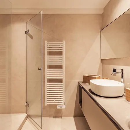 5★ A La Clusaz, 12 Pers, Terrasse Sud, Navette 100m - Fr-1-304-211 *